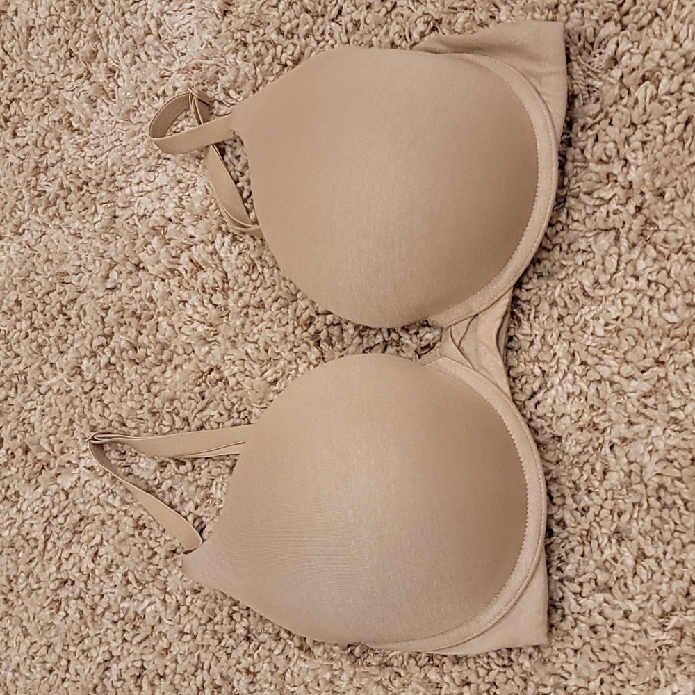Victoria's Secret 34D